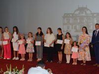 Gala Performanței în Educație: Copiii de excepție ai orașului, premiați de Primăria Târgoviște (foto)