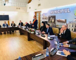 Consiliul Local Municipal Târgoviște a fost constituit în noua componență / primarul Cristian Stan a depus jurământul pentru cel de-al treilea mandat